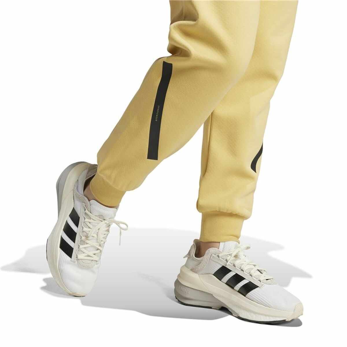 Μακρύ Αθλητικό Παντελόνι Adidas Z.N.E. Κίτρινο Γυναίκα