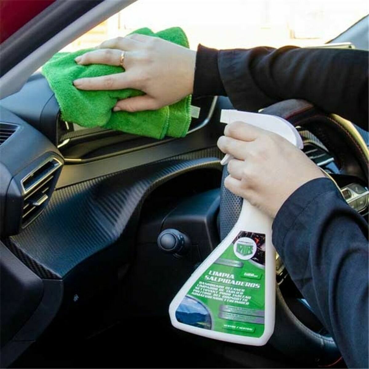 Καθαριστικό γαι το Ταμπλό Αυτοκινήτου Motorkit MOT10318 500 ml