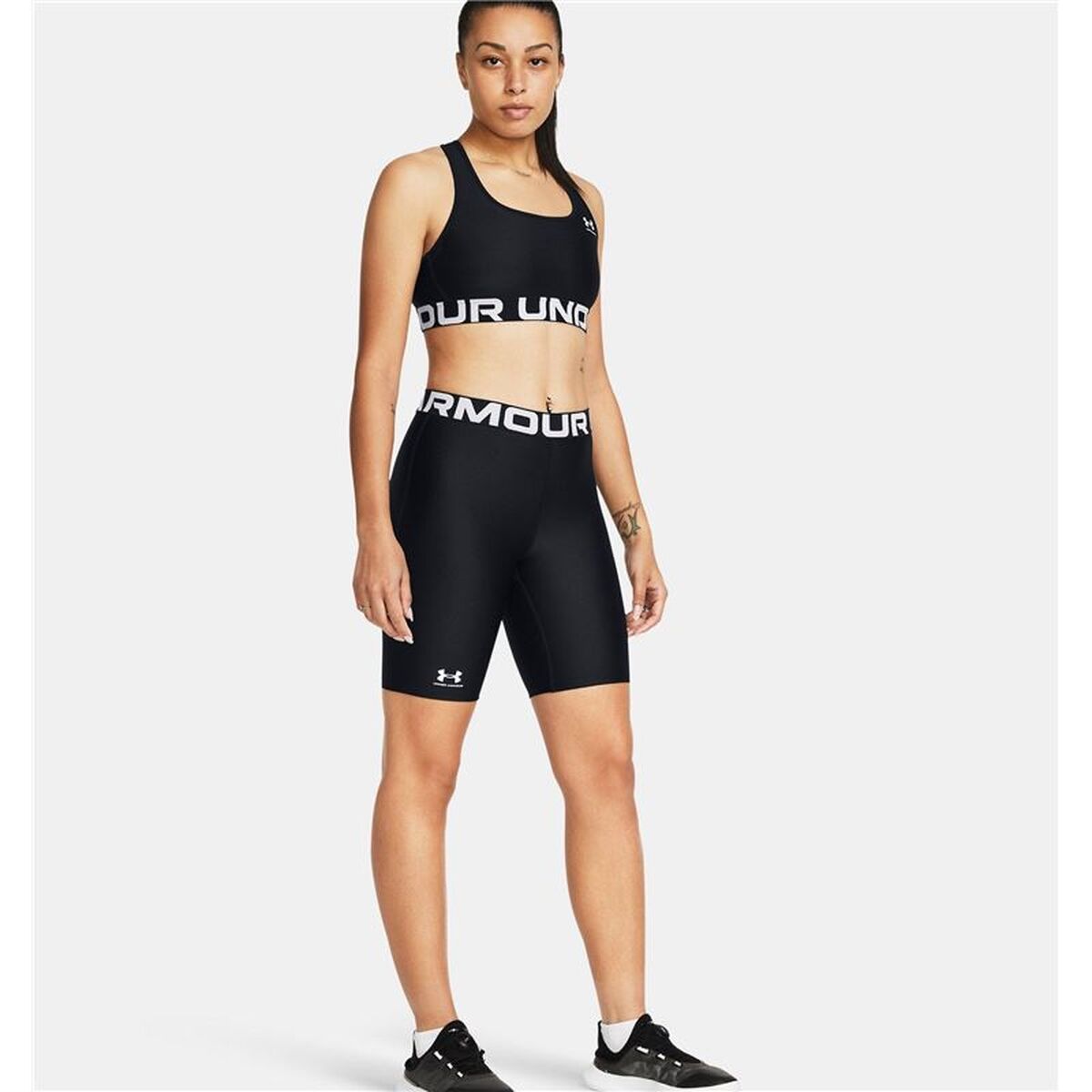 Αθλητικά Γυναικεία Κολάν Under Armour HG Authentics 8in Μαύρο