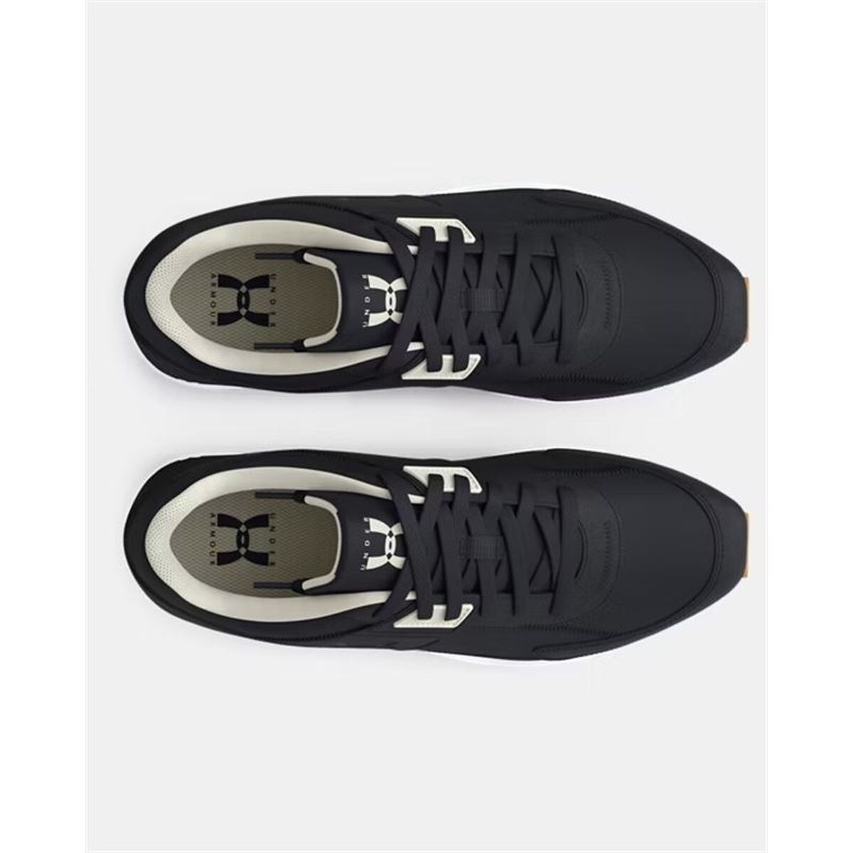 Γυναικεία Αθλητικά Παπούτσια Under Armour Essential Runner Μαύρο