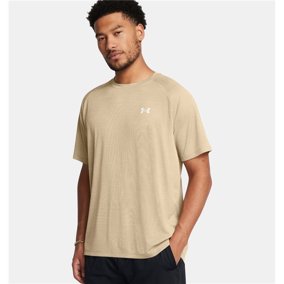 Ανδρική Μπλούζα με Κοντό Μανίκι Under Armour Tech Textured SS Μπεζ