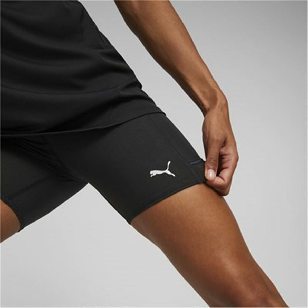 Αθλητικά Γυναικεία Κολάν Puma Run Favorite Μαύρο
