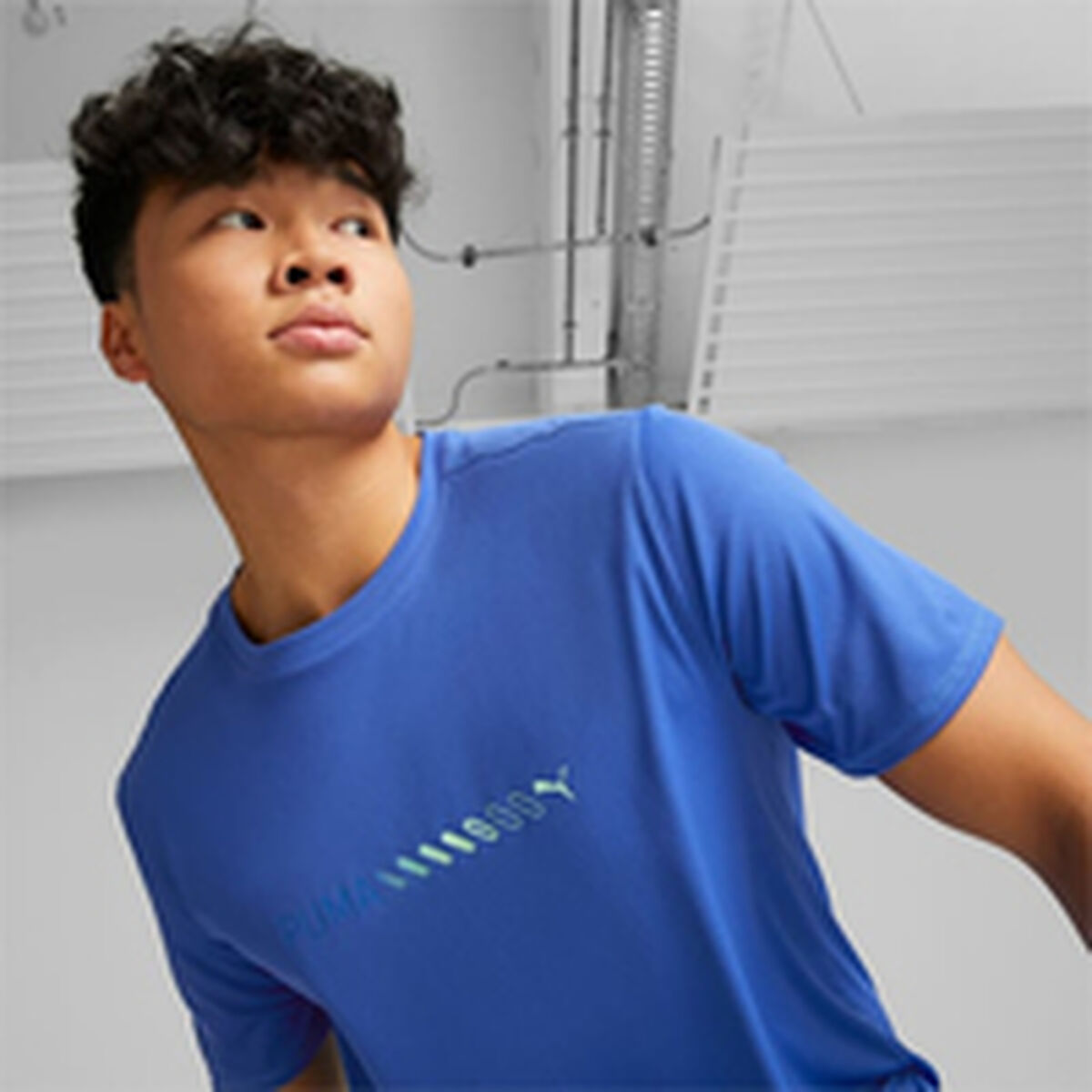 Ανδρική Μπλούζα με Κοντό Μανίκι Puma Run Favorite Logo Μπλε