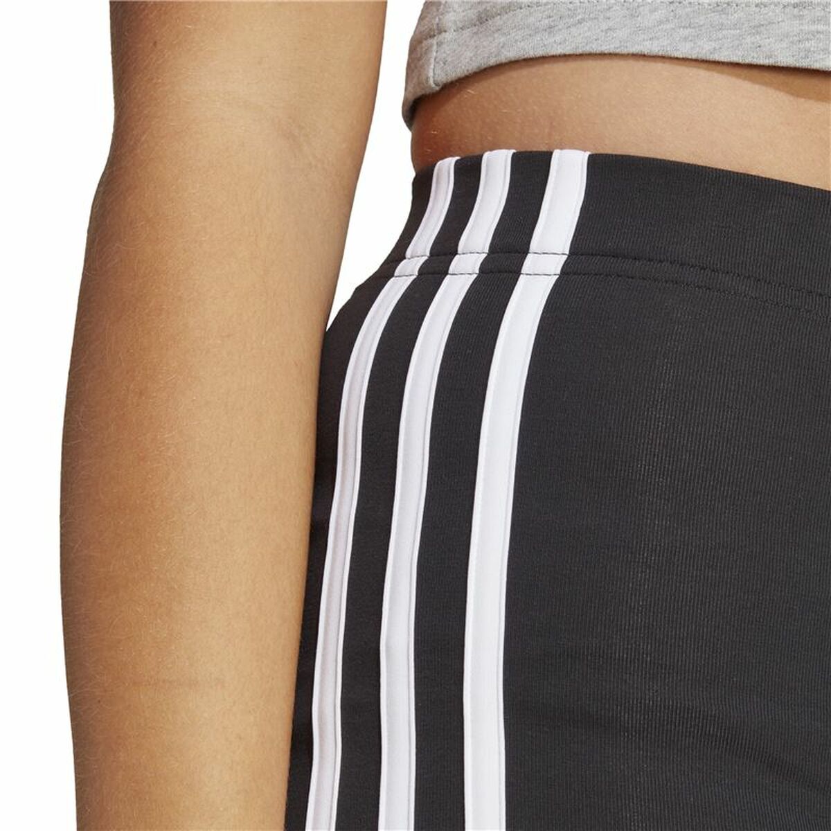 Αθλητικά Γυναικεία Κολάν Adidas Essentials Single 3S Booty Μαύρο