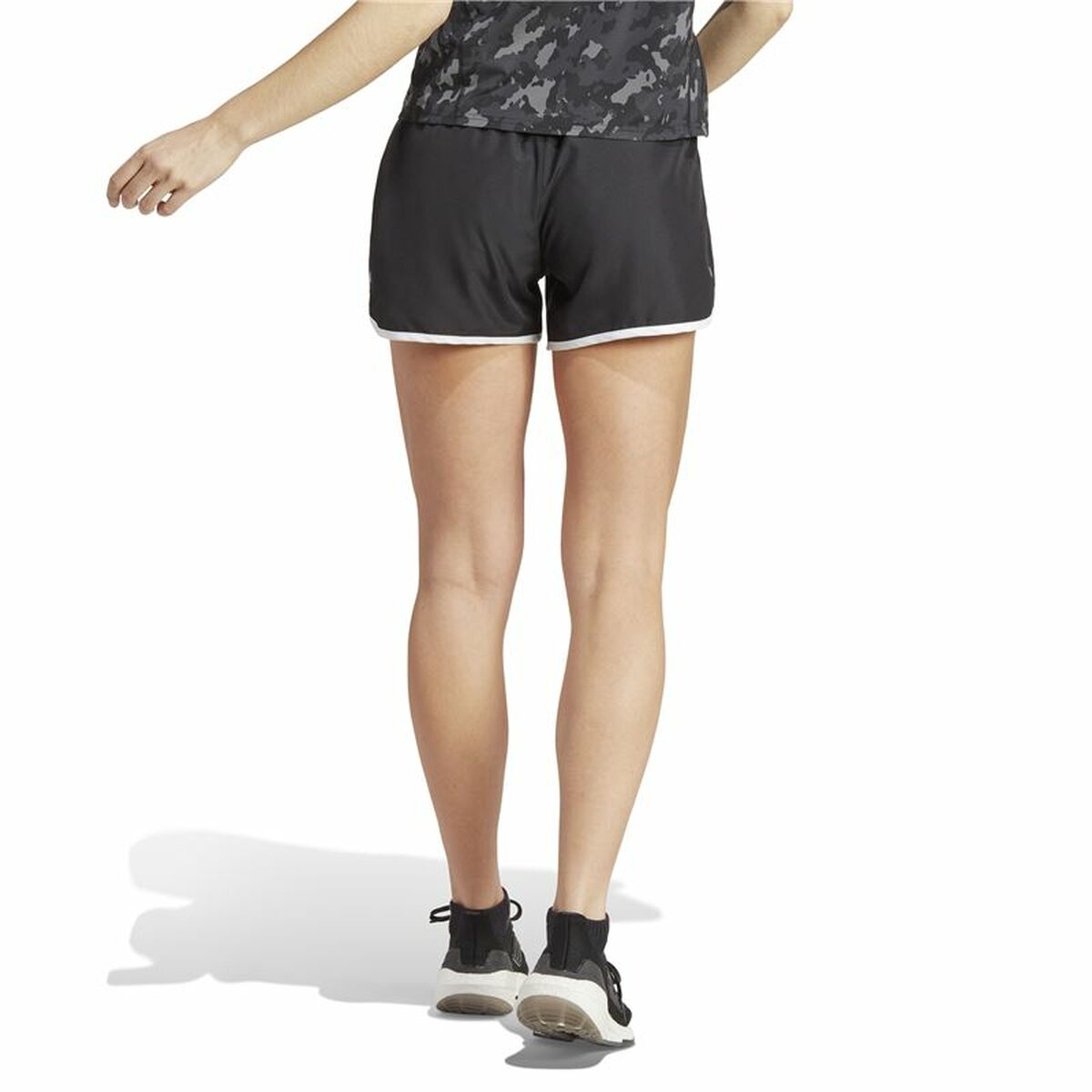 Κοντό παντελόνι Adidas M20 Μαύρο