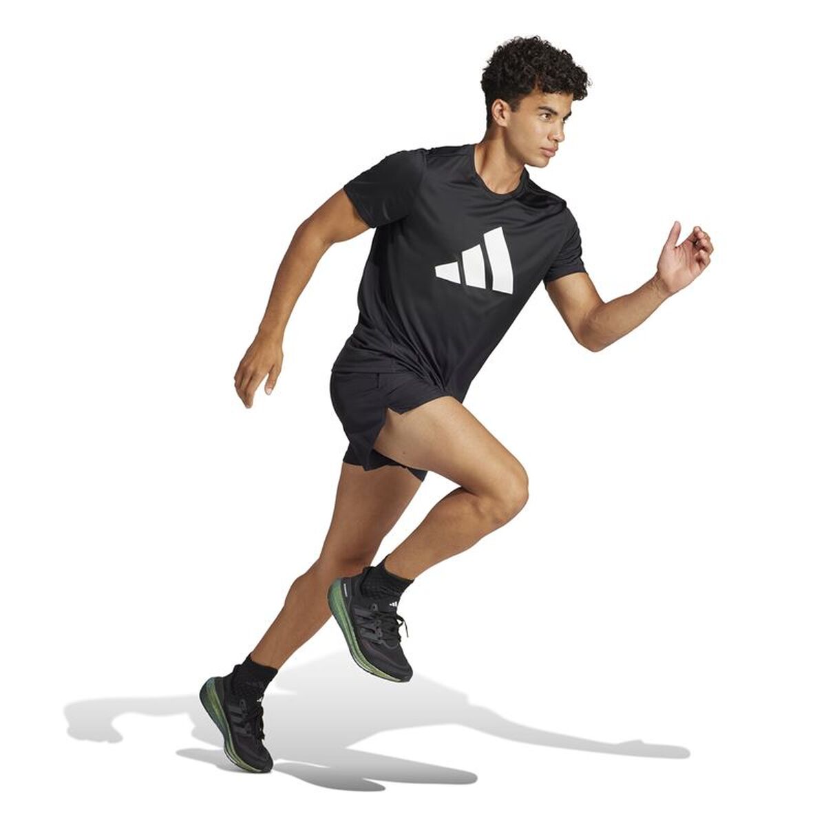 Ανδρικά Αθλητικά Σορτς Adidas Run It Short Μαύρο