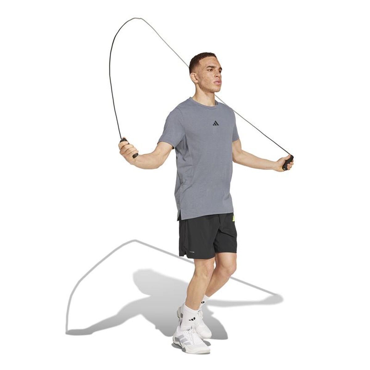 Ανδρικά Αθλητικά Σορτς Adidas Tech App Short Μαύρο