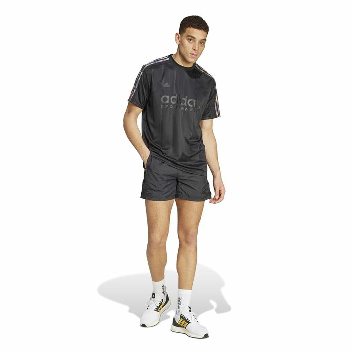 Ανδρική Μπλούζα με Κοντό Μανίκι Adidas Tiro Q2 Μαύρο