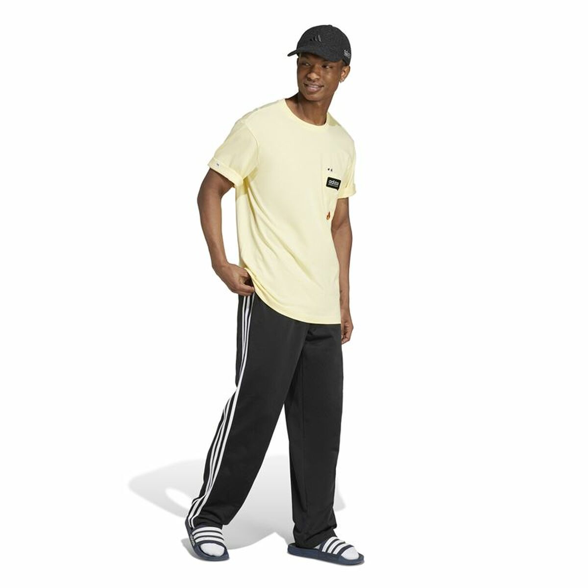 Ανδρική Μπλούζα με Κοντό Μανίκι Adidas Remoji Pocket Graphic Κίτρινο Χρυσό
