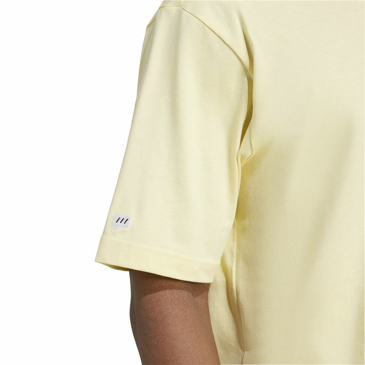Ανδρική Μπλούζα με Κοντό Μανίκι Adidas Remoji Pocket Graphic Κίτρινο Χρυσό