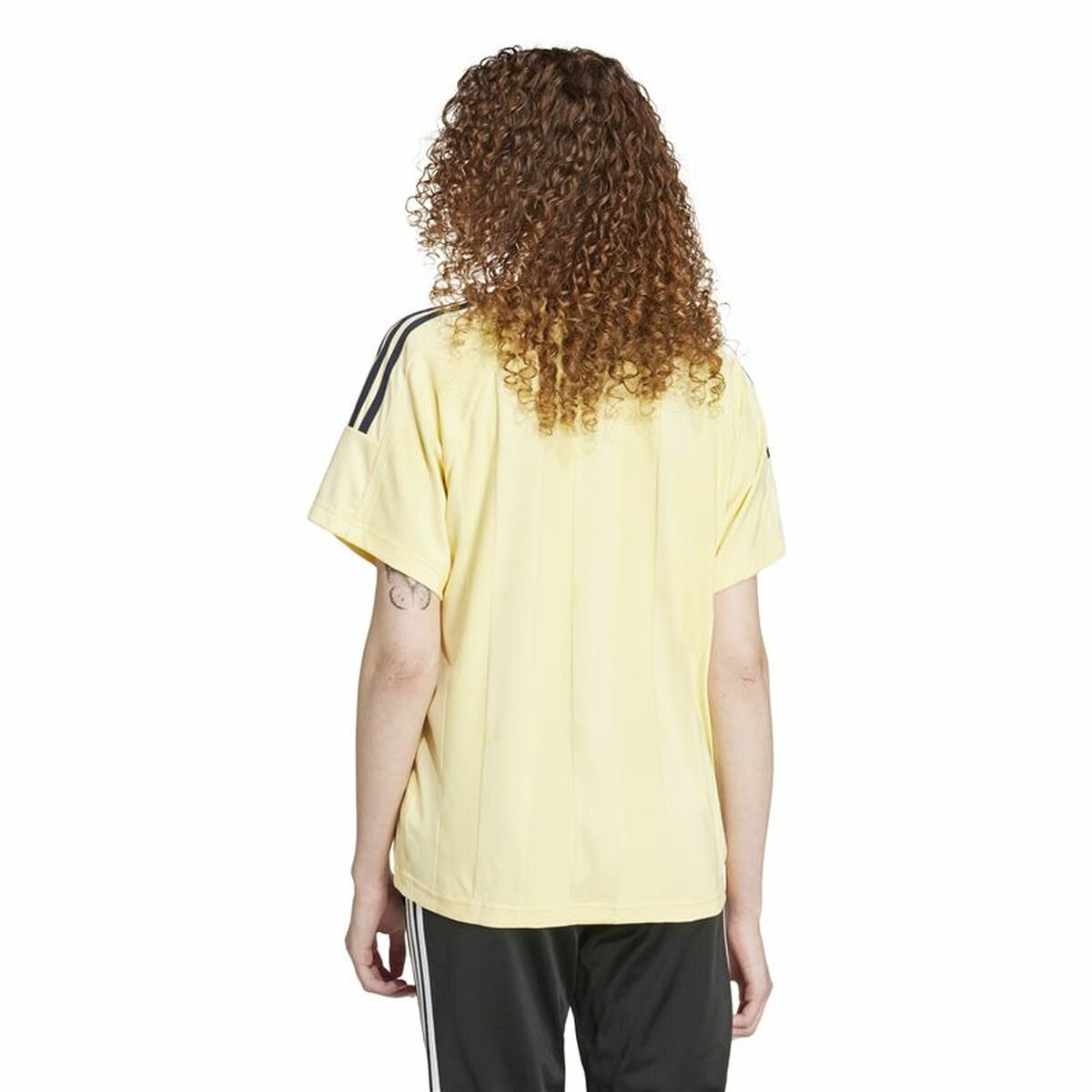 Ανδρική Μπλούζα με Κοντό Μανίκι Adidas Tiro Cut 3 Bandas Jacquard Boyfriend Μπεζ