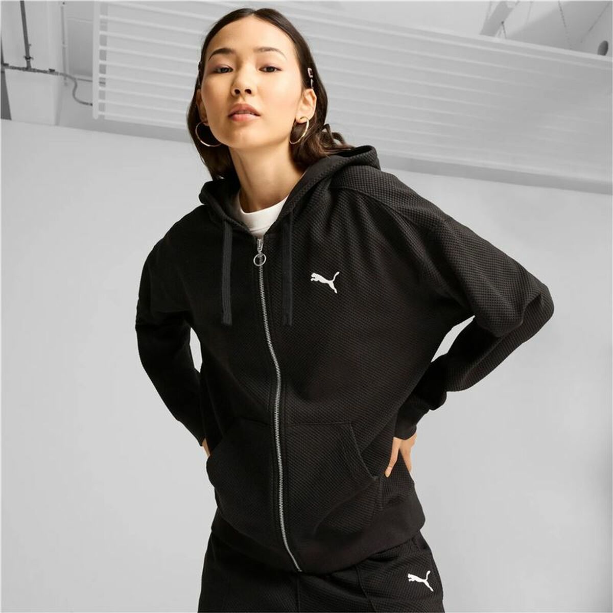 Γυναικείο Αθλητικό Μπουφάν Puma Her