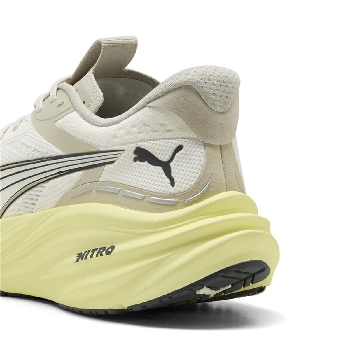 Παπούτσια για Τρέξιμο για Ενήλικες Puma Magnify Nitro 3 Μπεζ