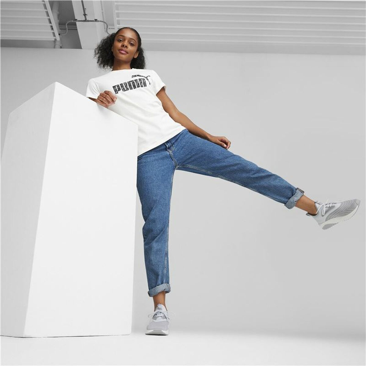 Γυναικεία Μπλούζα με Κοντό Μανίκι Puma ESS+ ANIMAL Graphic