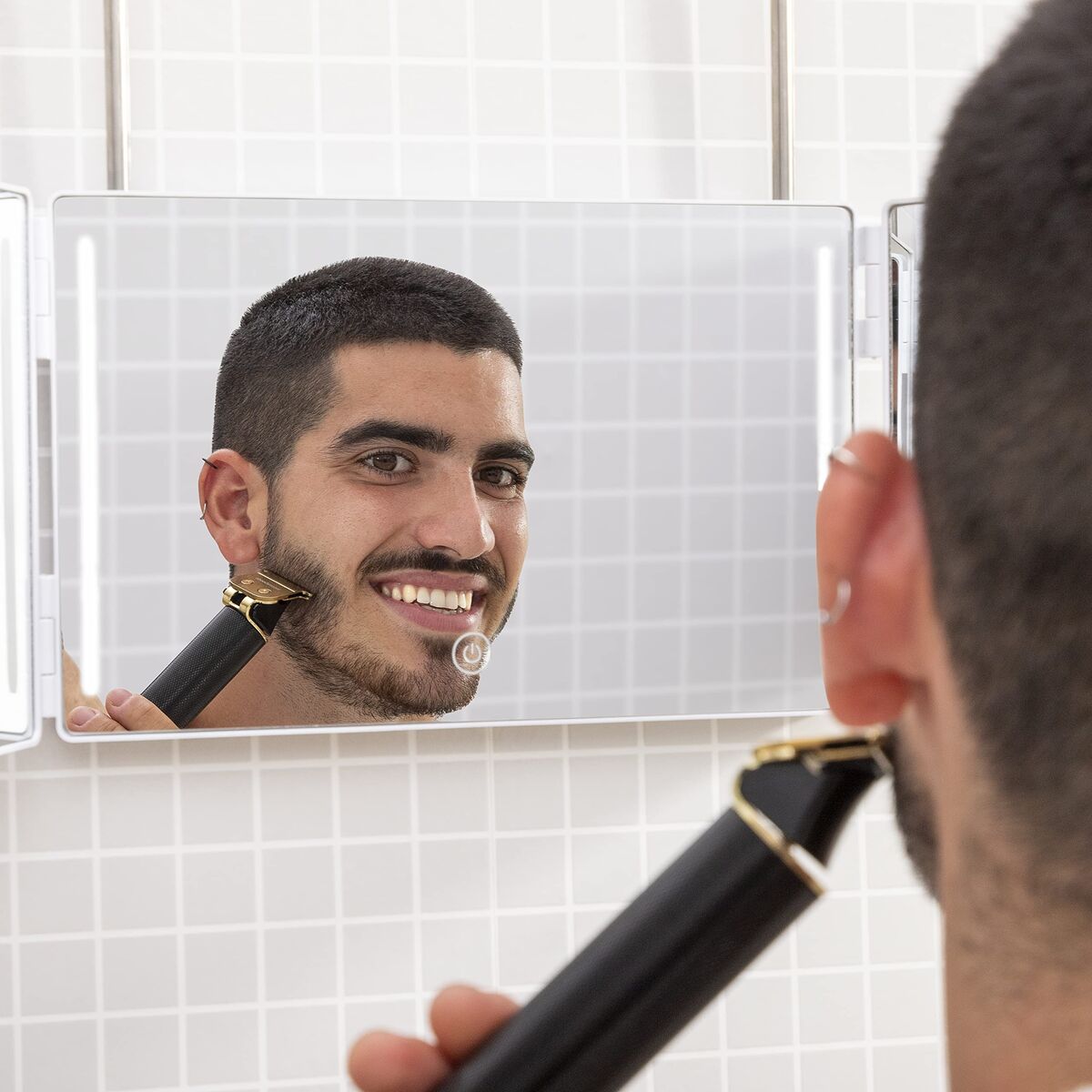 Καθρέπτης μπάνιου με LED φως και 360º όραση SelfKut InnovaGoods (Ανακαινισμένα B)