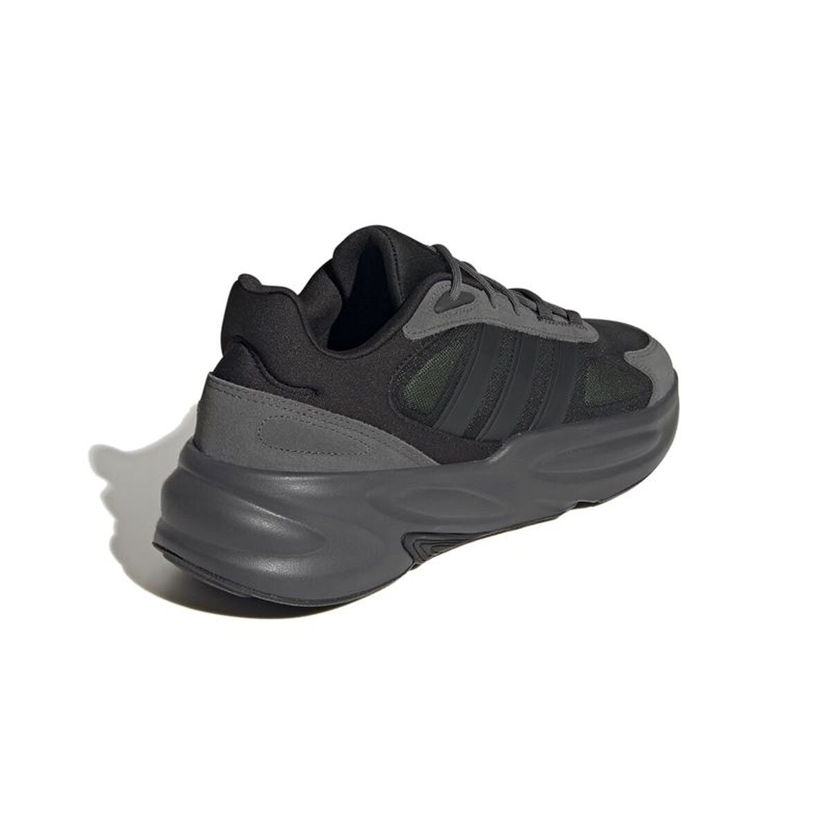 Ανδρικά Αθλητικά Παπούτσια Adidas Ozelle BK Μαύρο
