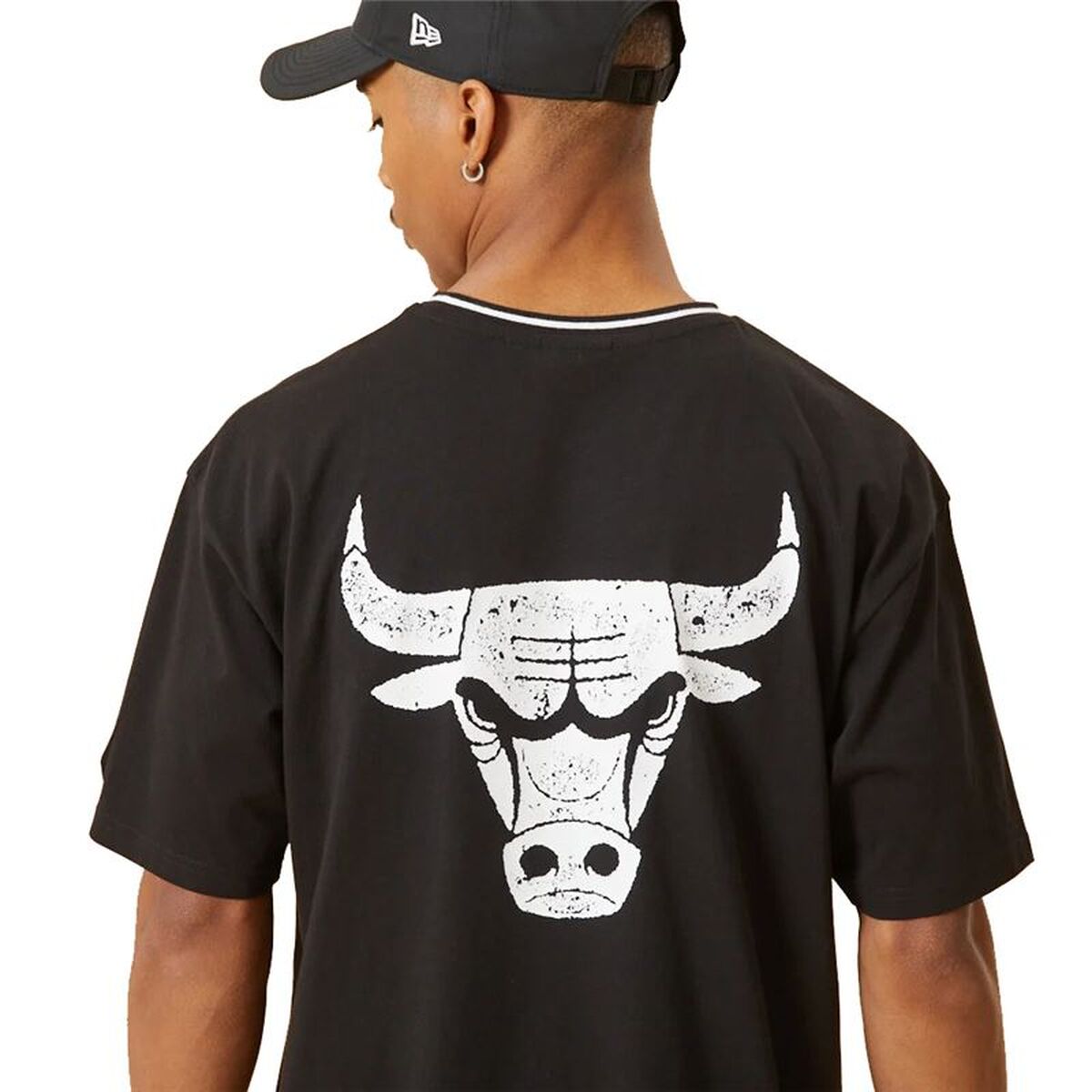 Μπλουζάκι μπάσκετ New Era Chicago Bulls Graphic M Μαύρο
