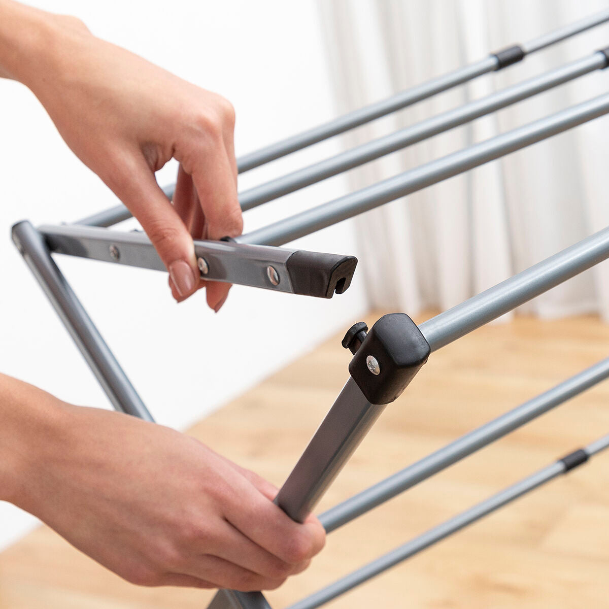 Πτυσσόμενο και Επεκτάσιμο Μεταλλικό Άπλωμα με 3 Ύψη Cloxy InnovaGoods 11 ράβδοι